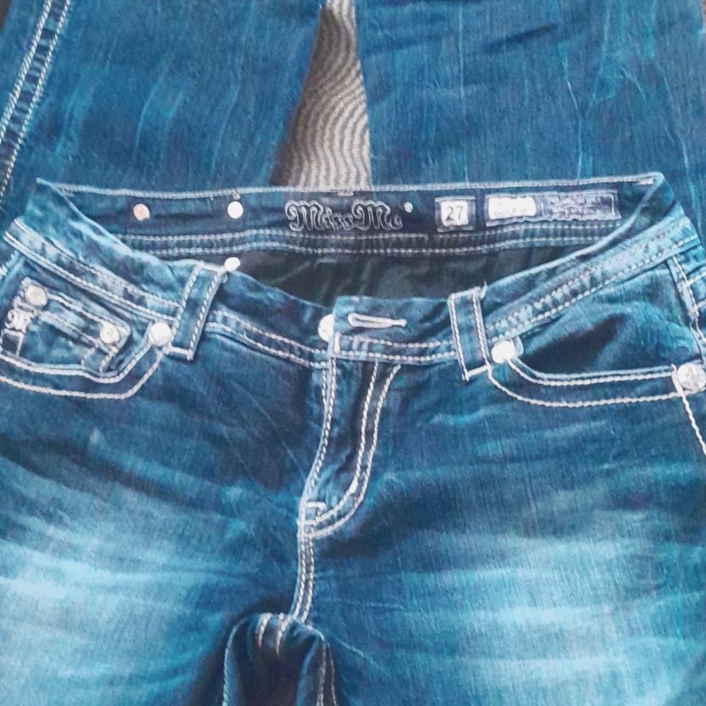 Miss me size 27 waist mid rise ,boot cut